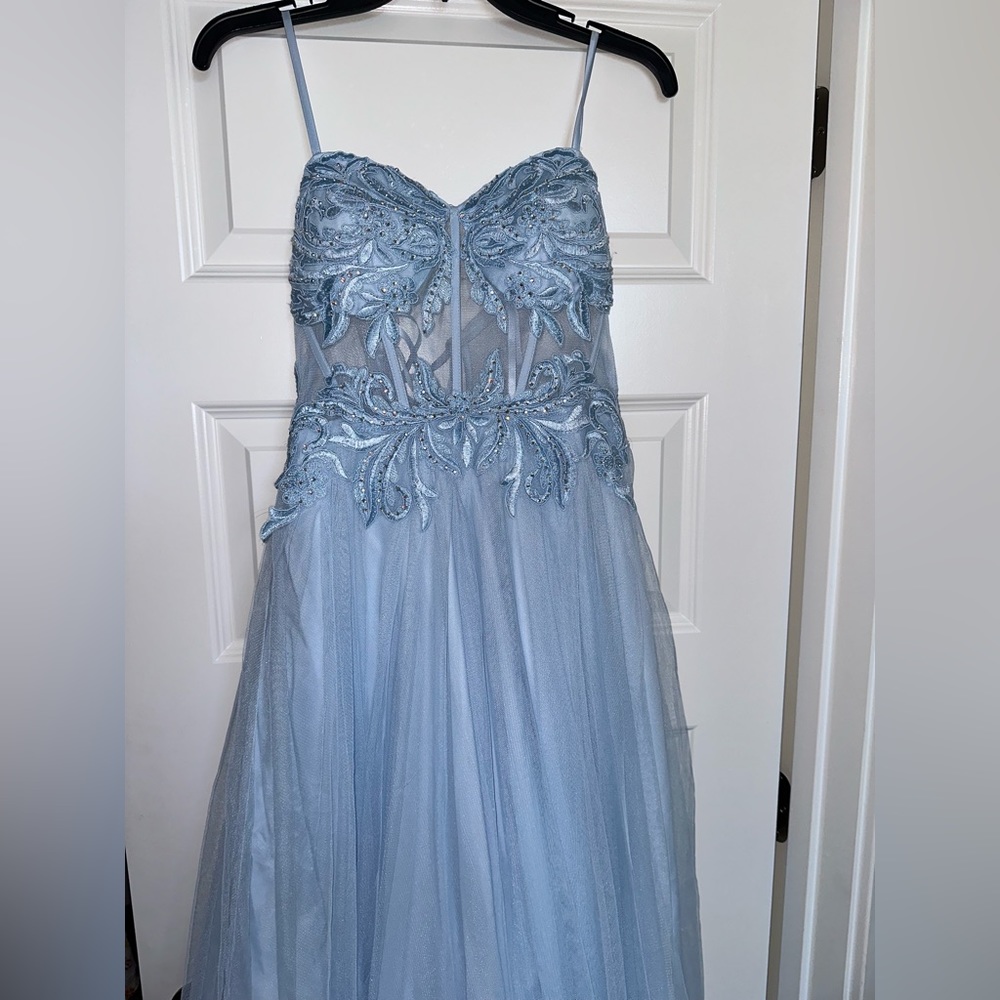 Dress Stunning baby blue maxi prom wedding formal dress size 7 - Picture 7 of 10